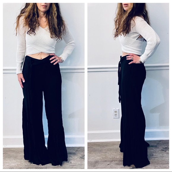 Black fabulous wide leg  pocket tie waist pants - Picture 2 of 4